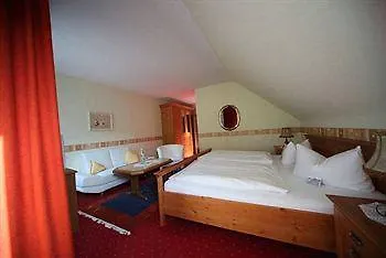 Am Schwanenweiher Отель 3*